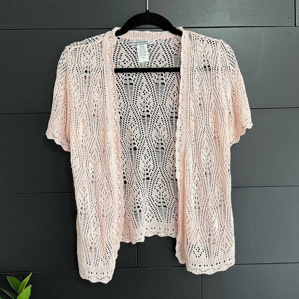 TWO-ONE-TWO NEW YORK Soft Pink Knit Cardigan Cover Up Sz Small EUC